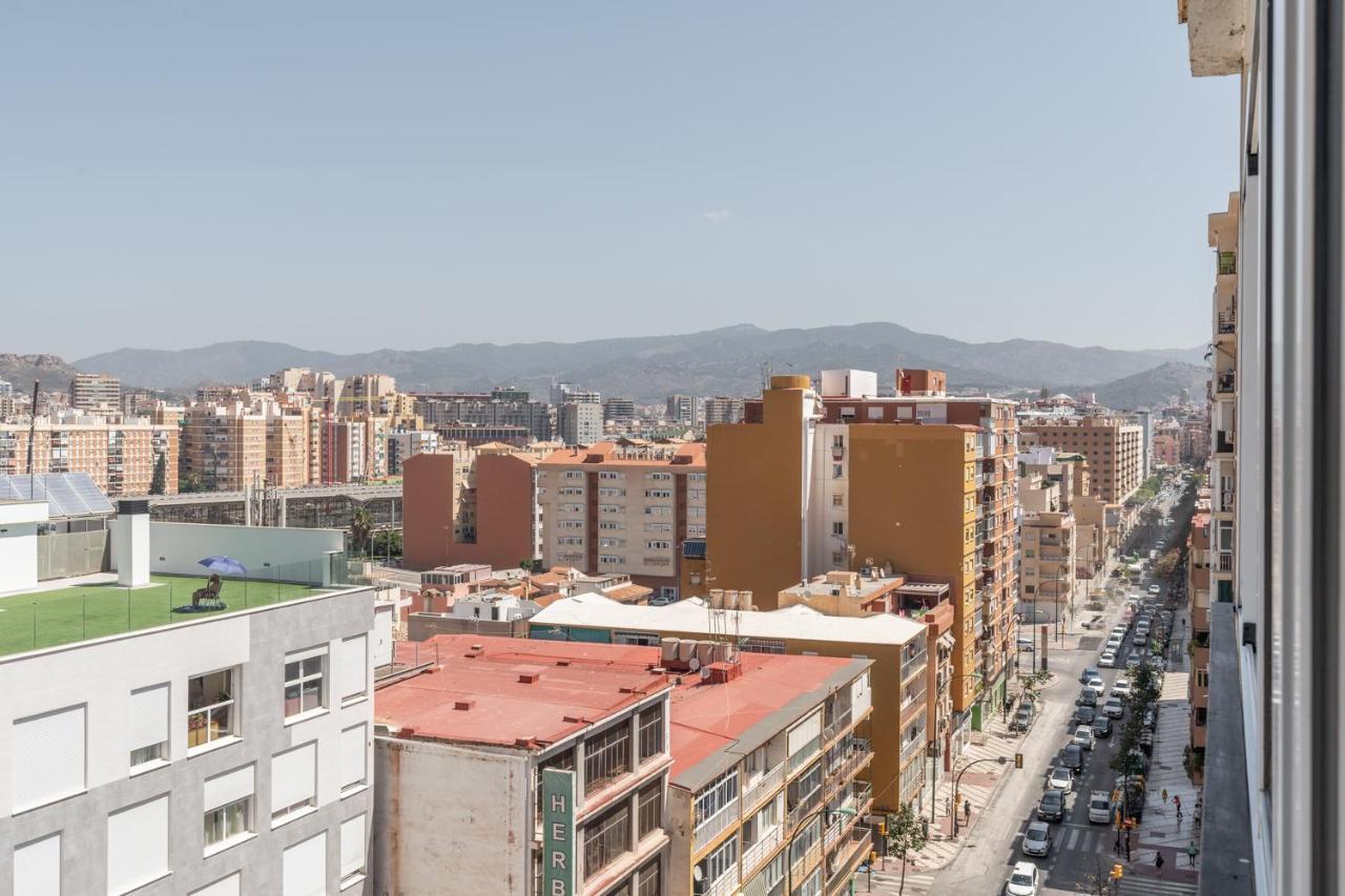 Tuguest Heroe Apartment Малага Екстер'єр фото