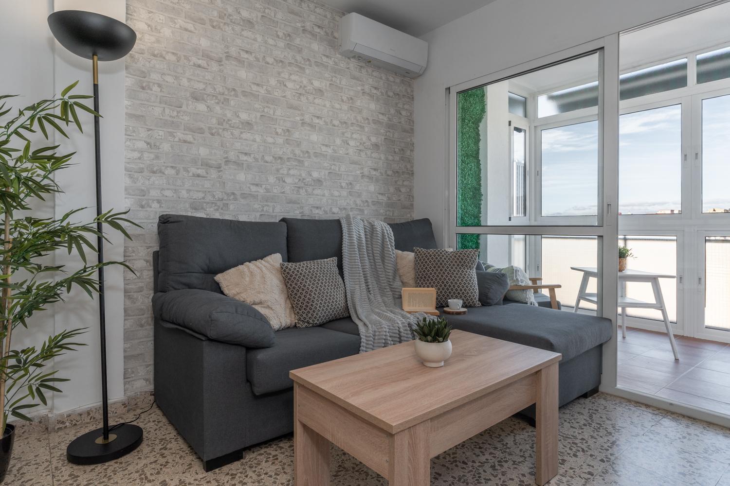 Tuguest Heroe Apartment Малага Екстер'єр фото