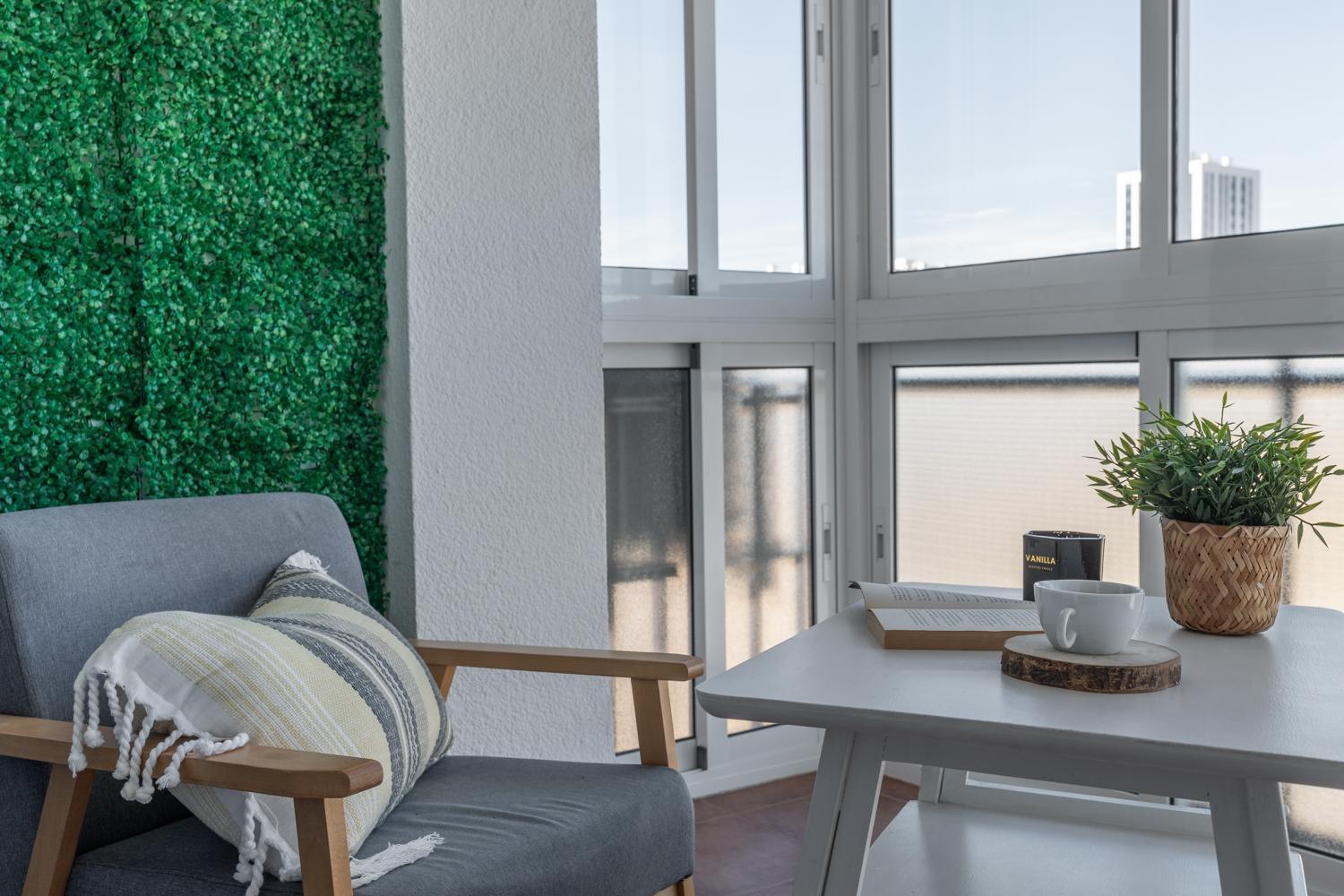 Tuguest Heroe Apartment Малага Екстер'єр фото